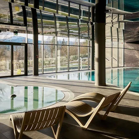 Apartmán Zloty Horyzont Lux Glowny Budynek Z Basenem, Silownia, Grota Solna, Bawialnia I Restauracja Horyzont Smakow Sklářská Poruba