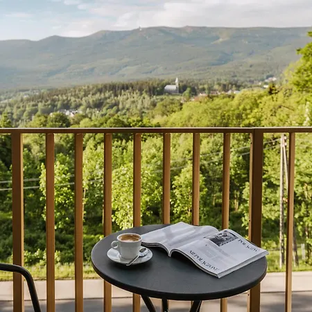 Apartamento Złoty Horyzont Lux Główny Budynek Z Basenem, Siłownią, Grotą Solną, Bawialnią I Restauracją Horyzont Smaków