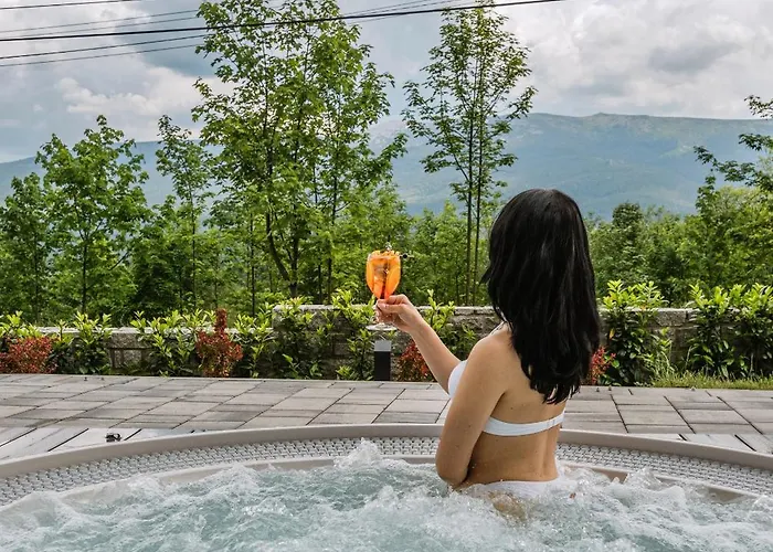 Apartment Zloty Horyzont Lux Glowny Budynek Z Basenem, Silownia, Grota Solna, Bawialnia I Restauracja Horyzont Smakow Szklarska Poreba