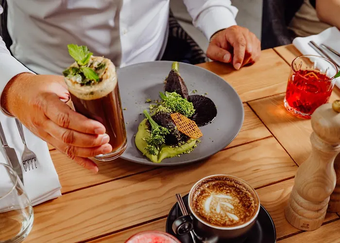 Zloty Horyzont Lux Glowny Budynek Z Basenem, Silownia, Grota Solna, Bawialnia I Restauracja Horyzont Smakow Apartment Szklarska Poreba