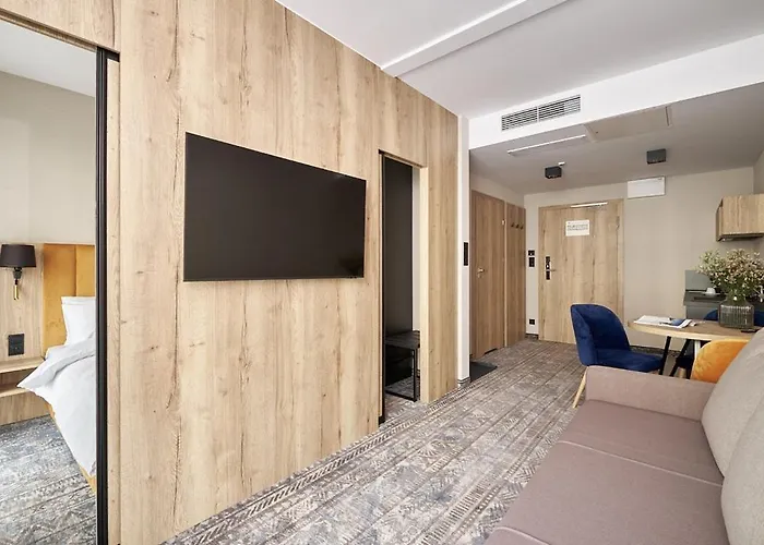 Zloty Horyzont Lux Glowny Budynek Z Basenem, Silownia, Grota Solna, Bawialnia I Restauracja Horyzont Smakow Apartment Szklarska Poreba