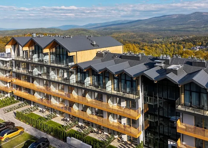 Zloty Horyzont Lux Glowny Budynek Z Basenem, Silownia, Grota Solna, Bawialnia I Restauracja Horyzont Smakow Apartment